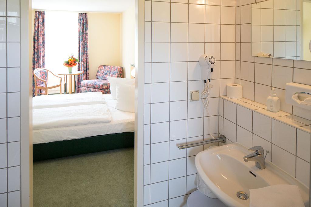Apart Hotel Weimar Екстериор снимка