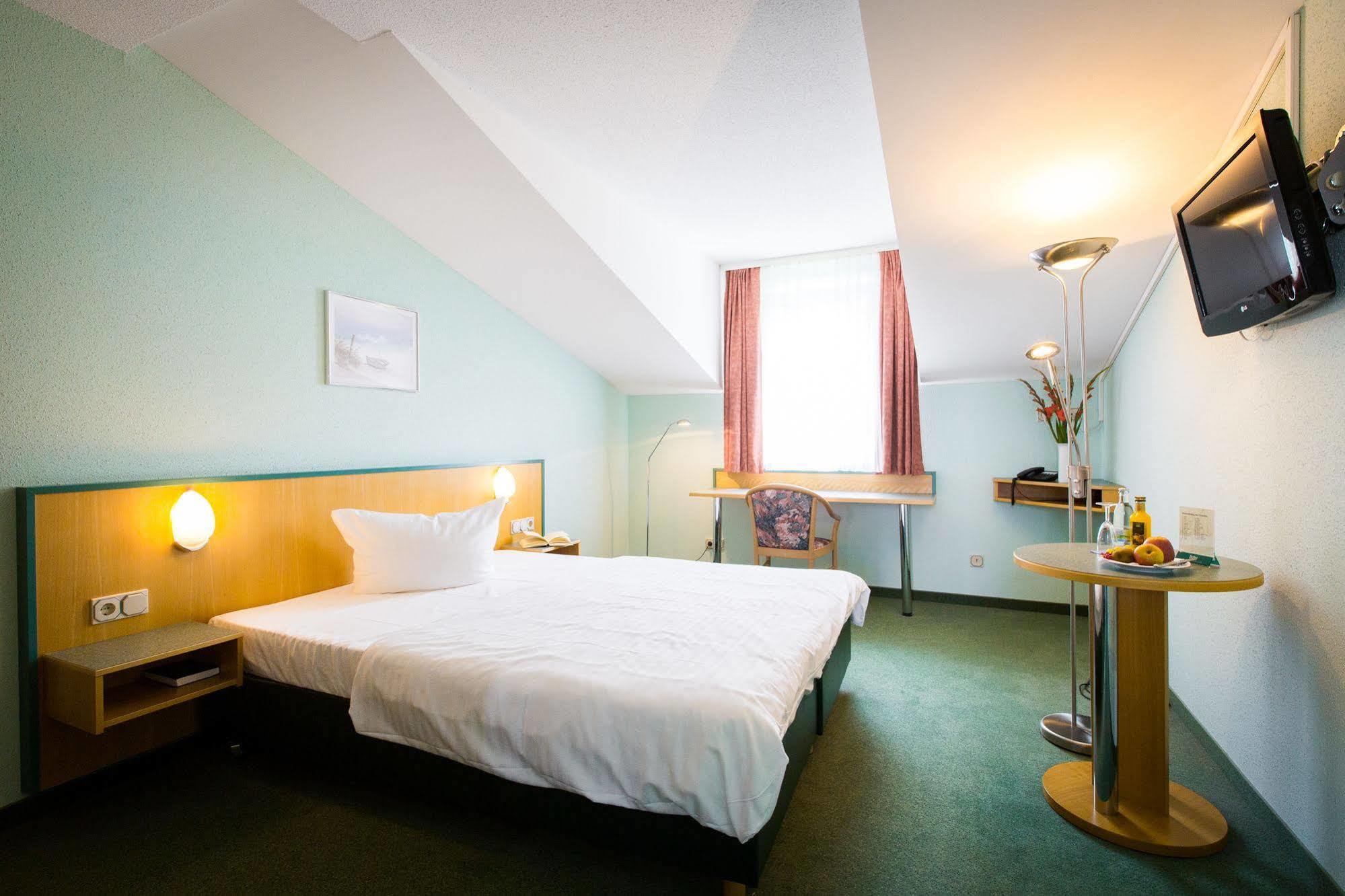 Apart Hotel Weimar Екстериор снимка