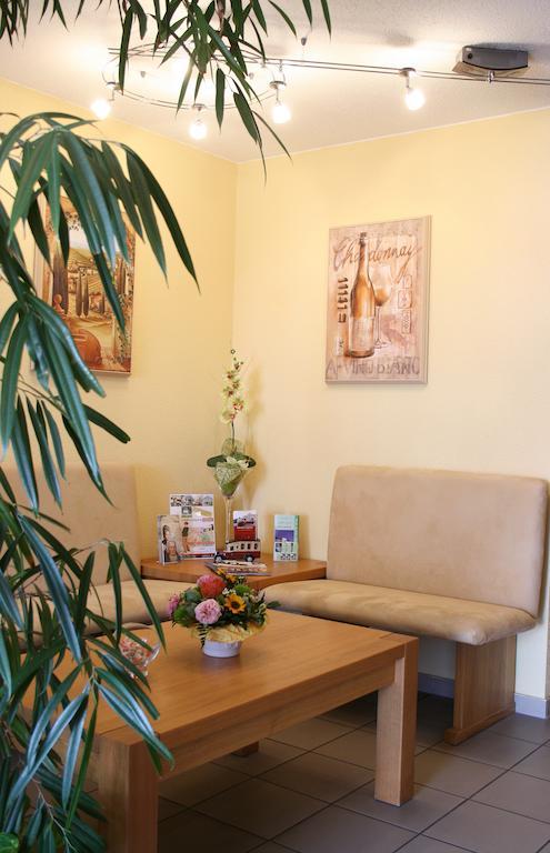 Apart Hotel Weimar Екстериор снимка