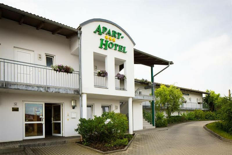 Apart Hotel Weimar Екстериор снимка